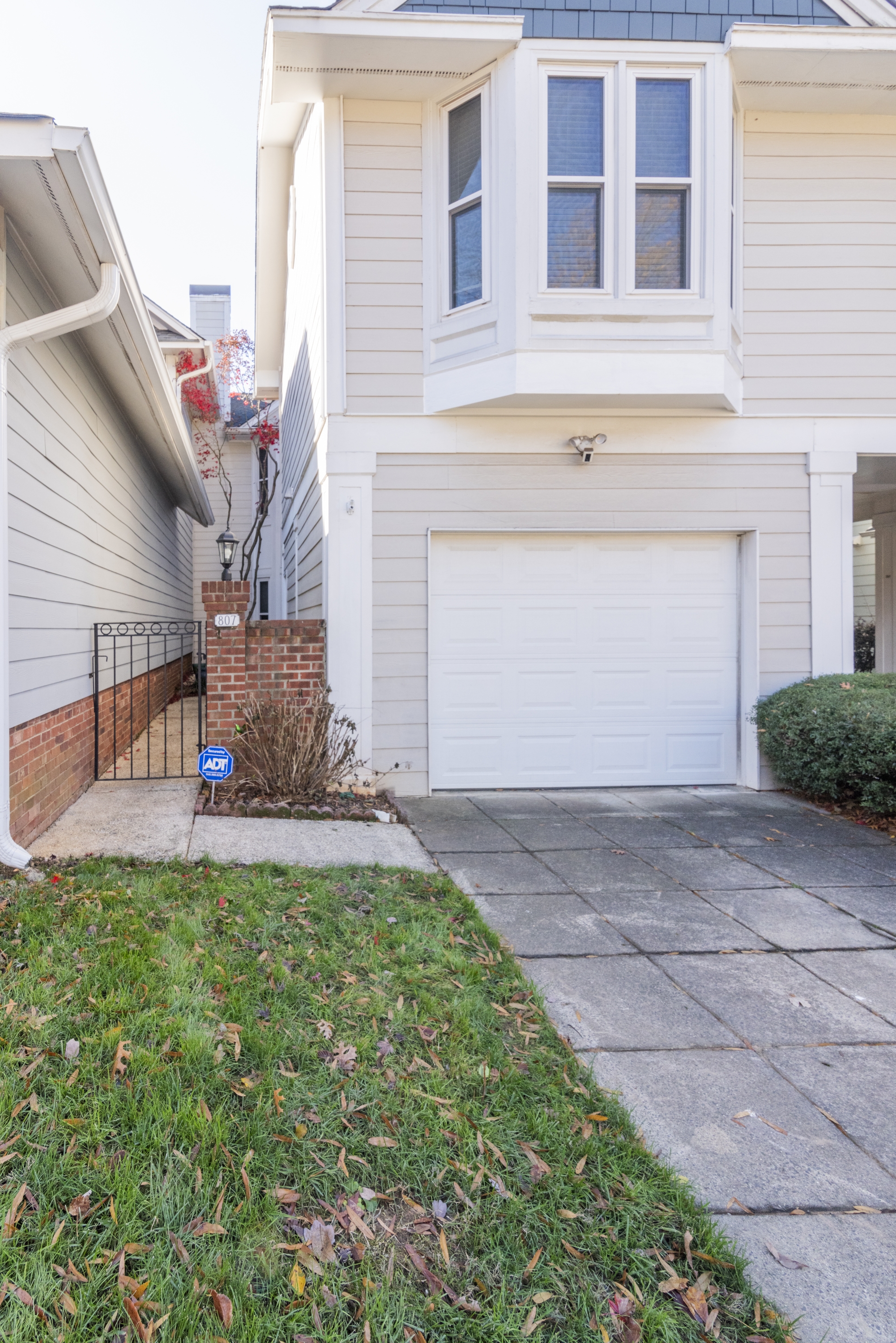 807 Greenleaf Avenue - 1