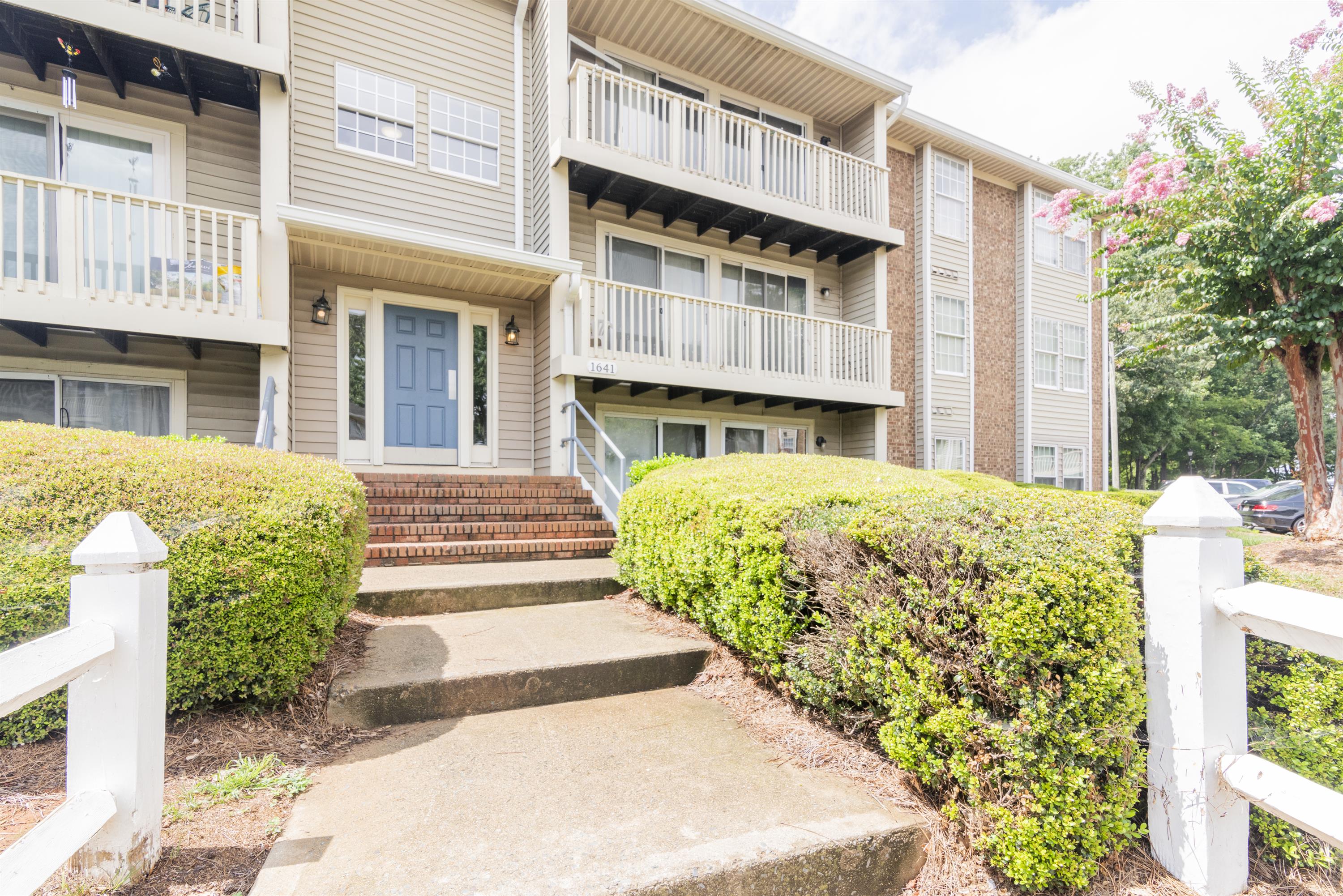 1641 Arlyn Circle - 1